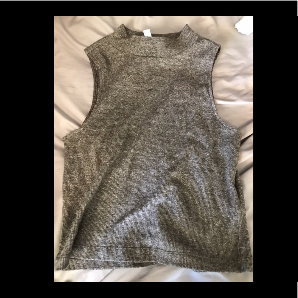 NWOT Gray High-Neck Crop Top